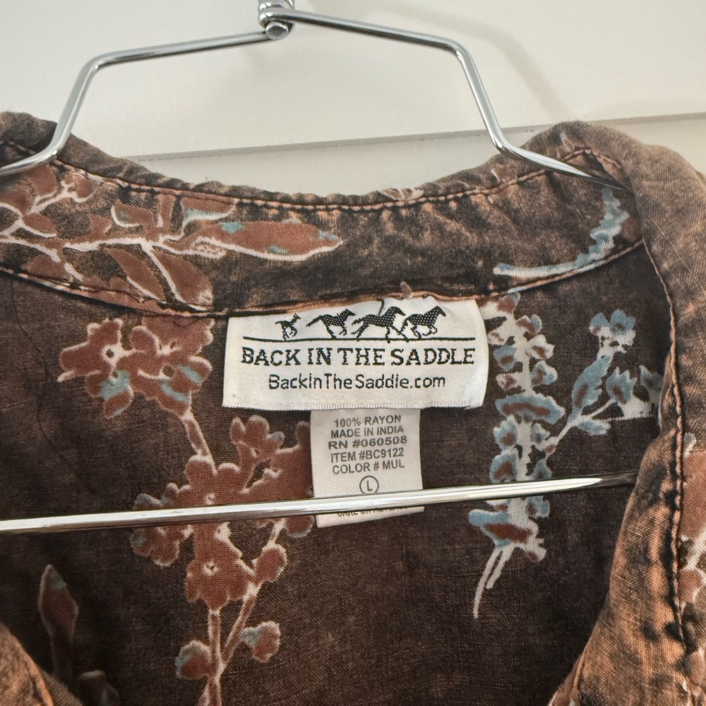 Back In The Saddle Floral Brown Button-Up Women's Top - Picture 5 of 5